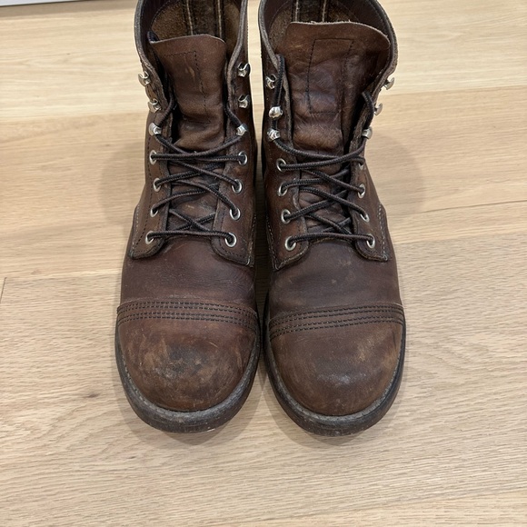 Red Wing Shoes - Iron Ranger - 8111 - Size 7.5 - Picture 8 of 9